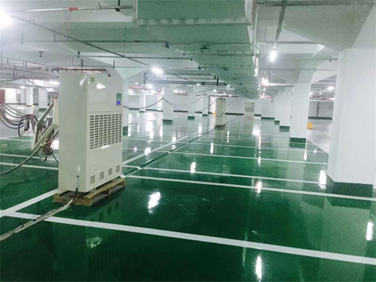 地下車庫干燥機